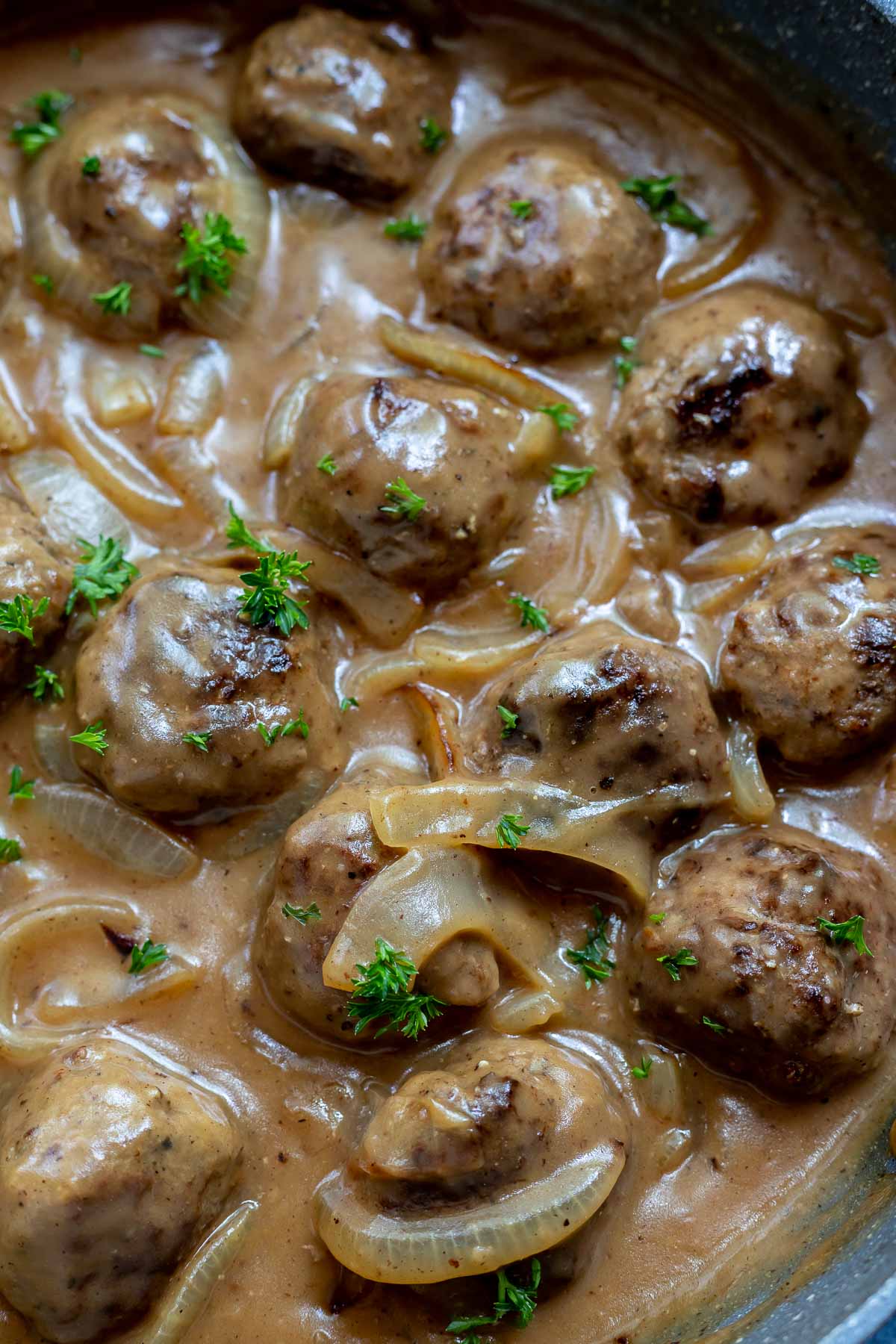 meatballs in brown onion gravy