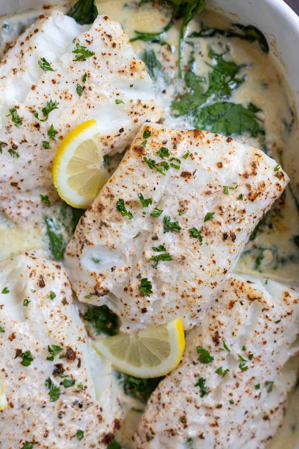 Baked Cod Fish in Cream and Spinach