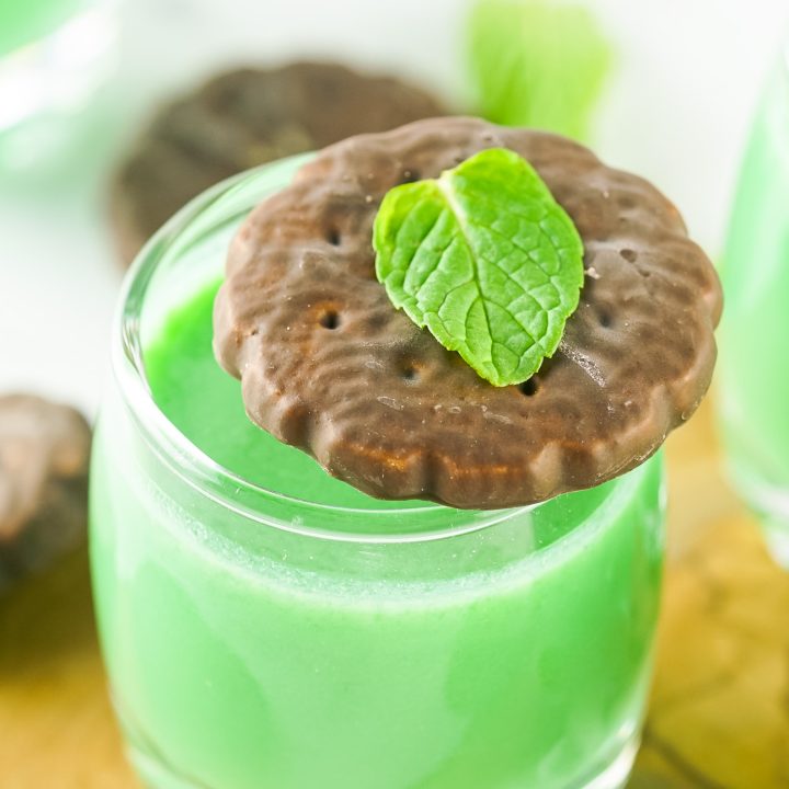 green shot topped with thin mint