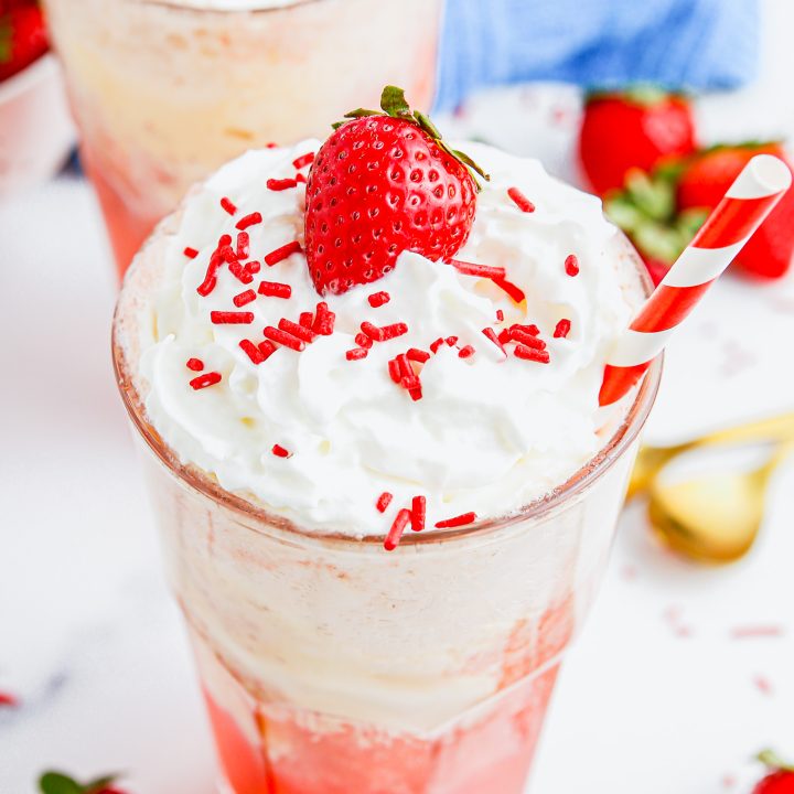 prepared floats in glasses